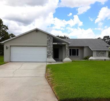 Main picture of 4390 Plumosa St