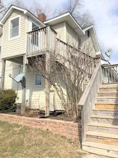 Main picture of 210 N Robinson St