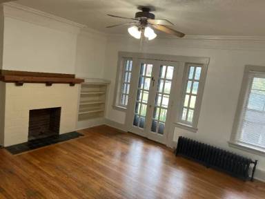 Main picture of Jones Street Apartments