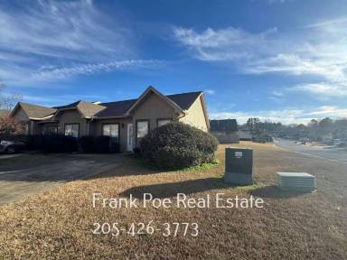 Main picture of 2830 Southwood Trl