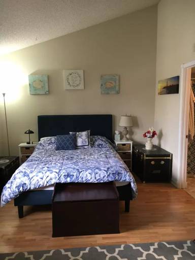 Main picture of 3380 Cherokee Ave