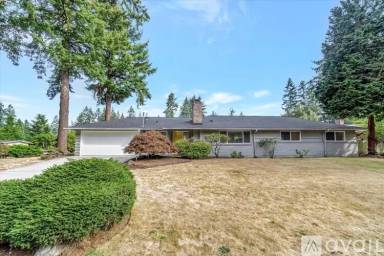 Main picture of 2454 161st Ave NE
