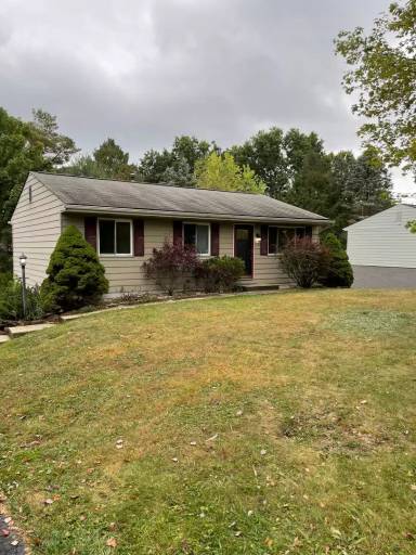 Main picture of 575 Joan St