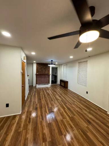 Main picture of 17 Main St
