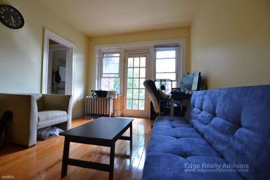 Main picture of 18 Melvin Ave
