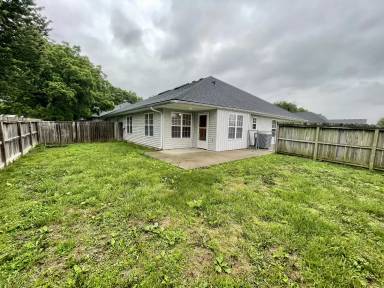 Main picture of 107 SE 601st Rd