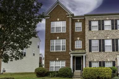 Main picture of 1112 Hampton St
