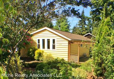 Main picture of 10057 29th Ave NE
