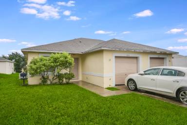 Main picture of 2630 Legend Ct
