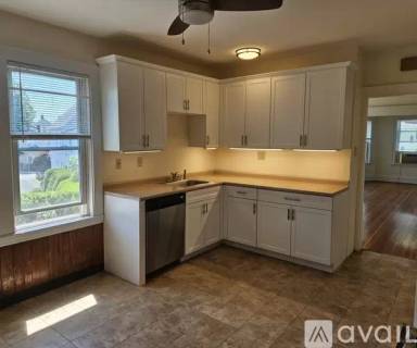 Main picture of 63 Robert St