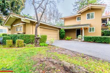 Main picture of 420 Alberto Way