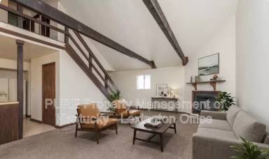 Main picture of 794 Ridgeview Dr