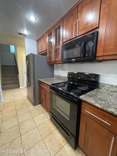 Main picture of 157 Temescal Cir