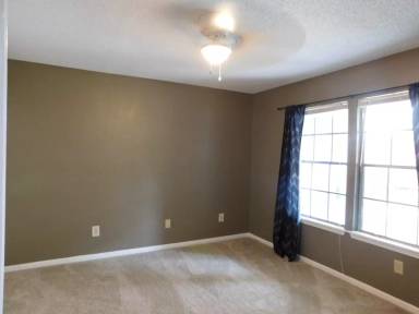 Main picture of 7252 Mansions Dr