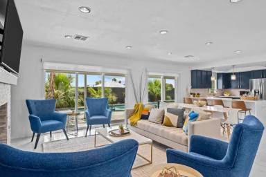 Main picture of 2190 N Whitewater Club Dr