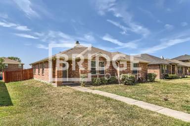 Main picture of 3025 Coolwood Ln