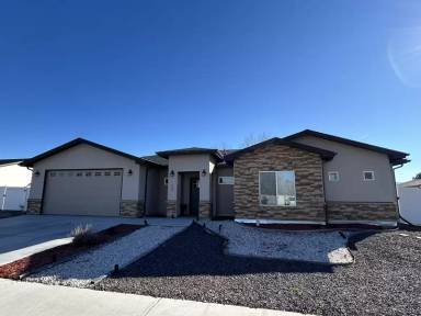 Main picture of 602 Devin Ct