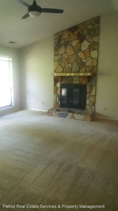 Main picture of 1874 Tryon Dr