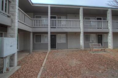Main picture of 109 S 9th St