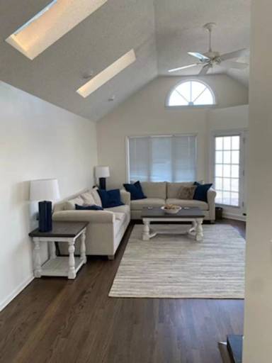 Main picture of 205 62nd St