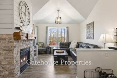 Main picture of 12762 Ironstone Way