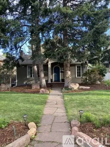 Main picture of 2018 Columbine Ave