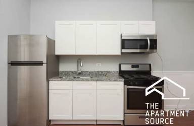 Main picture of 2231 W Taylor St