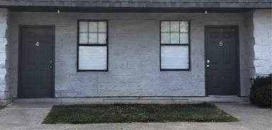 Main picture of 200 Victoria Ave
