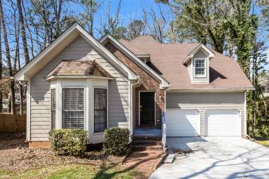 Main picture of 488 Stonebridge Ct
