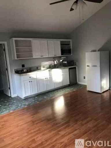 Main picture of 811 Verbena Ave