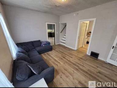 Main picture of 578 2nd Ave