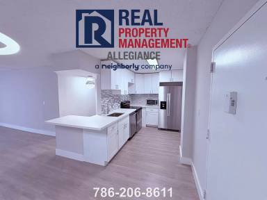 Main picture of Tall Tree Condominium