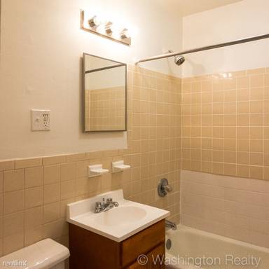 Main picture of 592 Prospect Pl