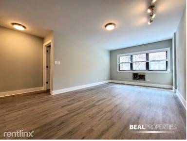 Main picture of 1435 N Dearborn St