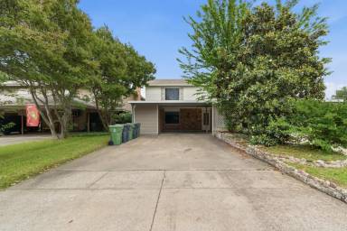 Main picture of 2111 Fleur de Lis Ct