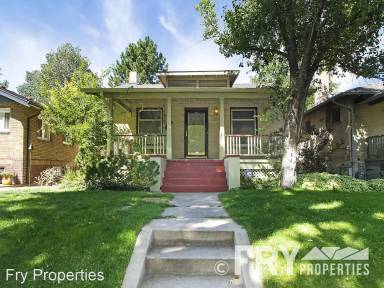 Main picture of 3333 N Raleigh St