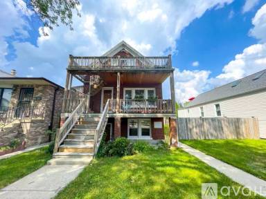Main picture of 5714 W Grover St