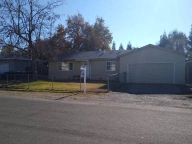 Main picture of 8254 Streng Ave