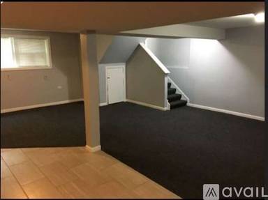 Main picture of 5407 N Sawyer Ave