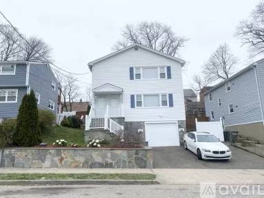 Main picture of 506 Merritt St