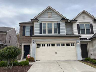 Main picture of 240 Lynchwick Ln