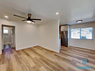 Main picture of 4835 Saratoga Ave