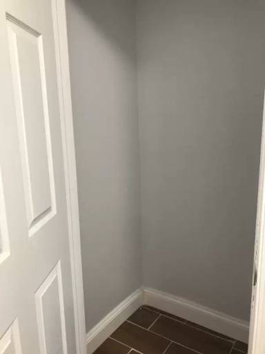 Main picture of 906 Carpenter St