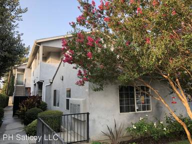 Main picture of 16744 Saticoy St