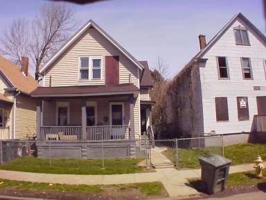 Main picture of 346 Weaver St