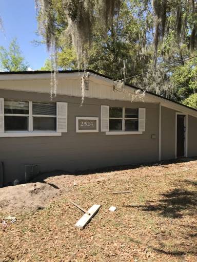Main picture of 2524 Red Robin Dr E