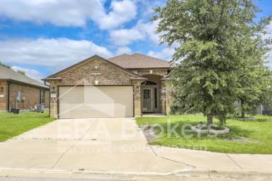 Main picture of 1307 Stonewall Rdg