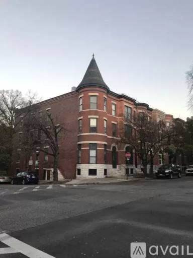 Main picture of 1331 Park Ave