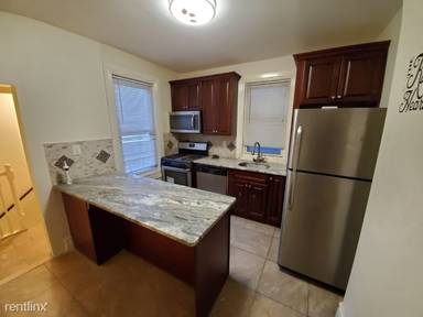 Main picture of 101 Old Bergen Rd