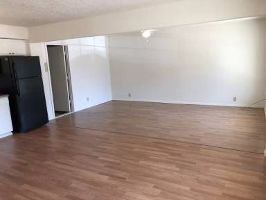 Main picture of 8 Aspen Pl